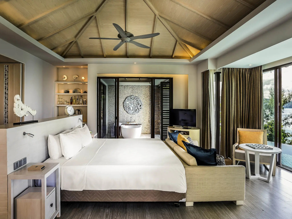Pullman Phuket Arcadia Naithon Beach - Tap to explore photos