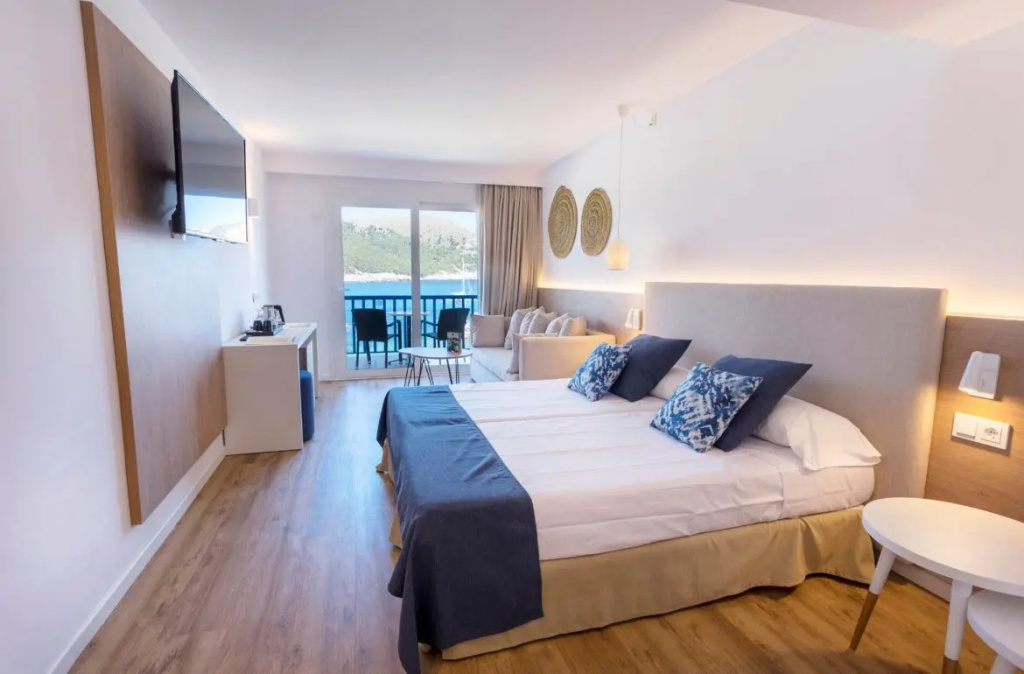 Double Junior Suite (twin beds)
