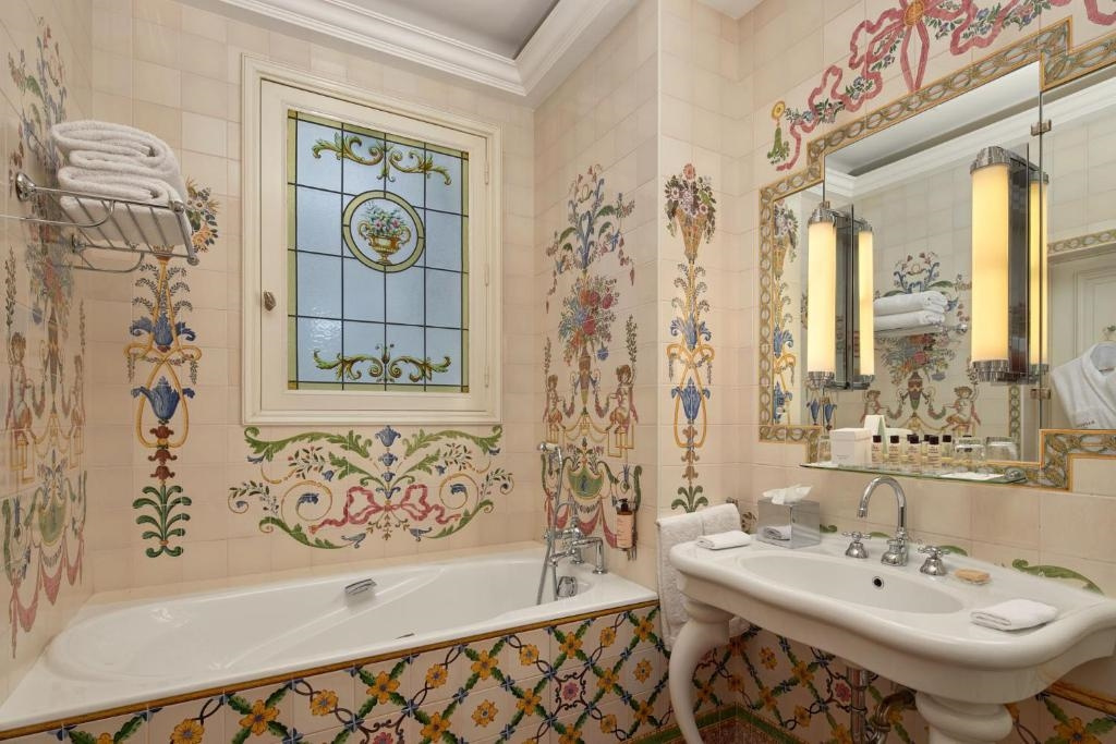 Hotel Raphael 119