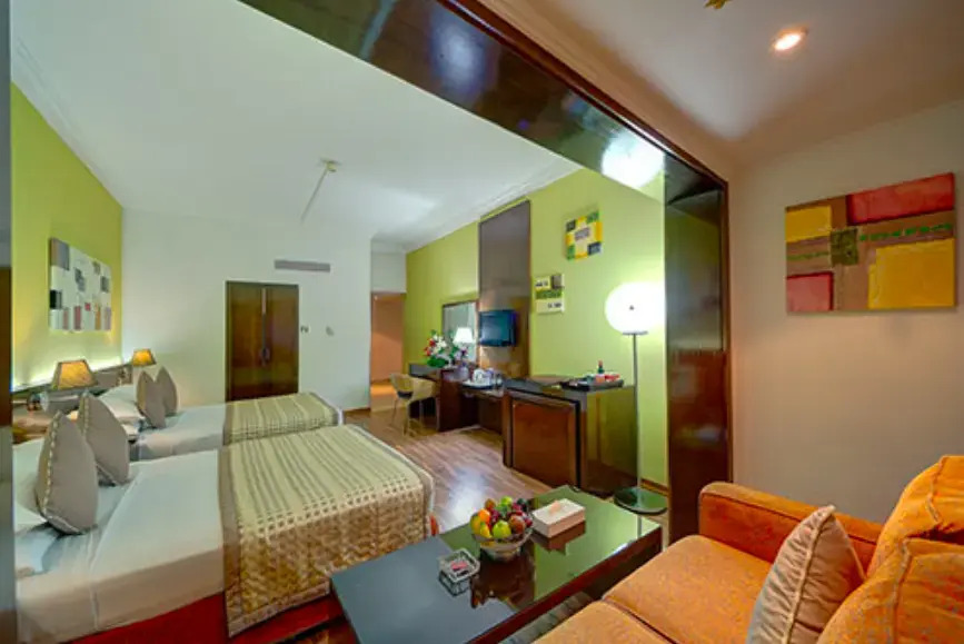 Ascot Hotel