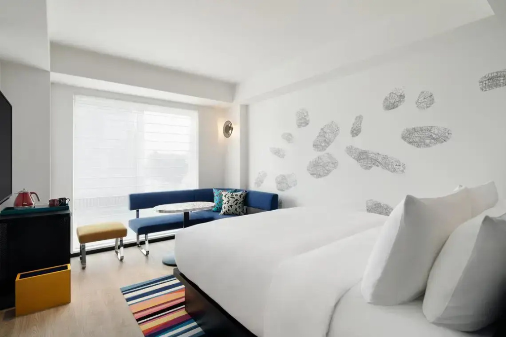 Double Loft (full double bed)