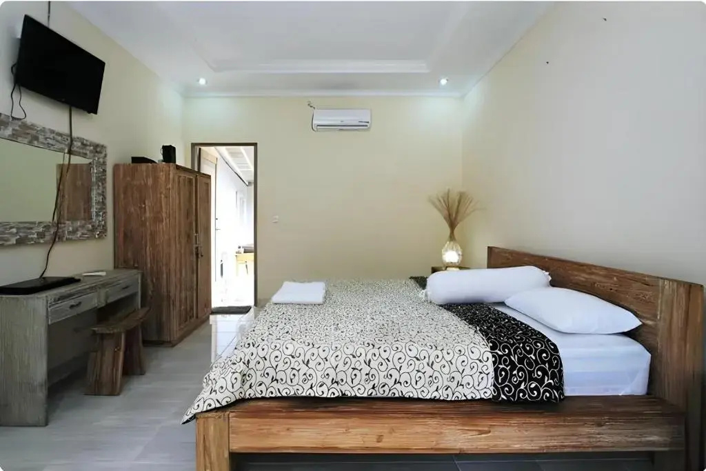 Superior Double room (full double bed)