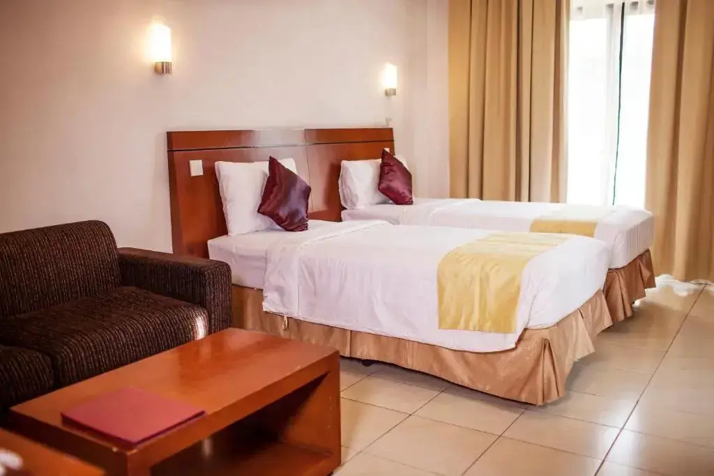 Deluxe Double room (full double bed)