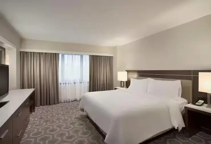 2 Room Diplomat Quadruple Suite