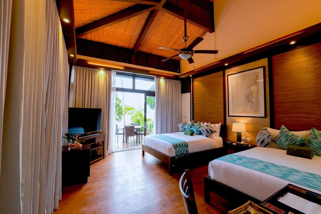 Luxury Quadruple Villa