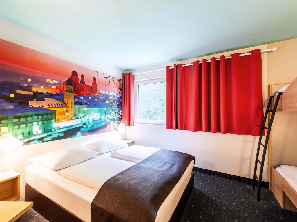 Family Quadruple room