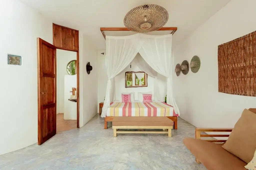 Double Studio (full double bed)