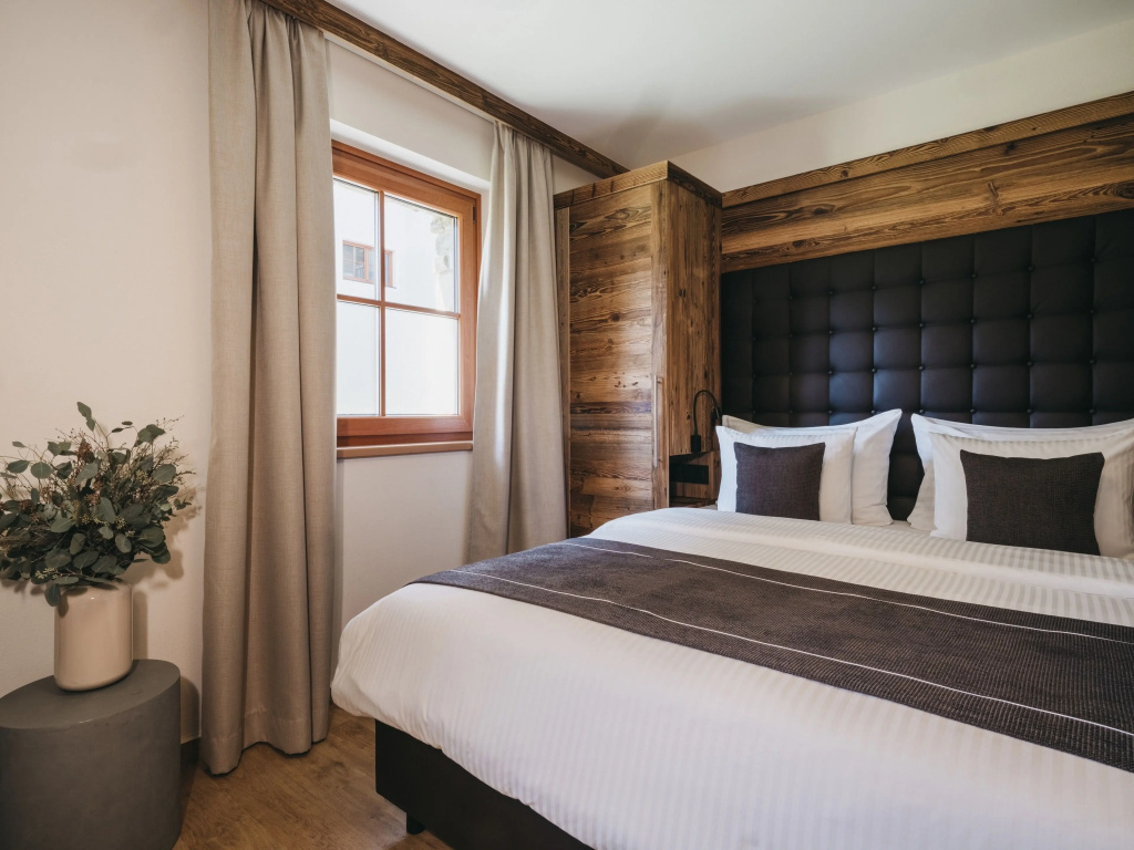 6 room Apartment