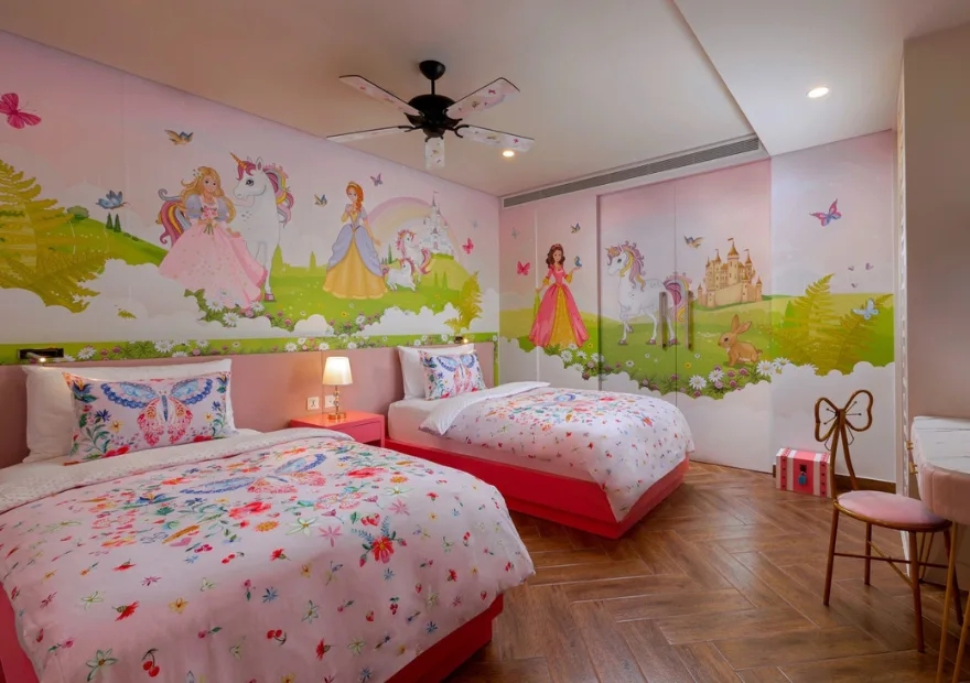 Семейный люкс с 2 комнатами в Anantara Mai Khao Phuket Villas