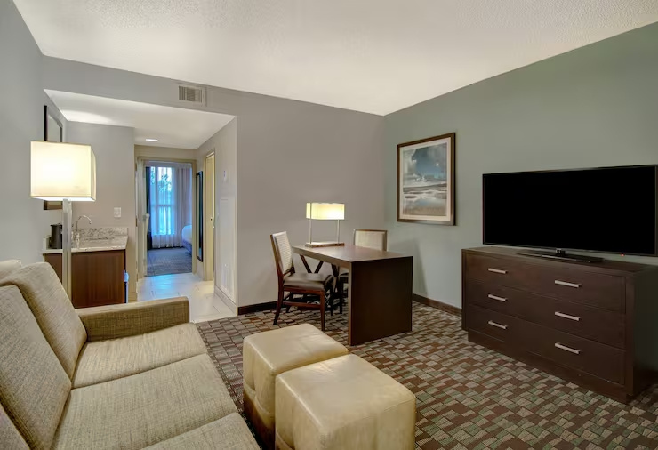 Embassy Suites by Hilton Jacksonville Baymeadows - Chambres