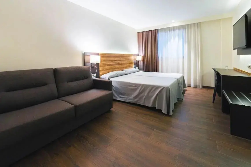 XL room