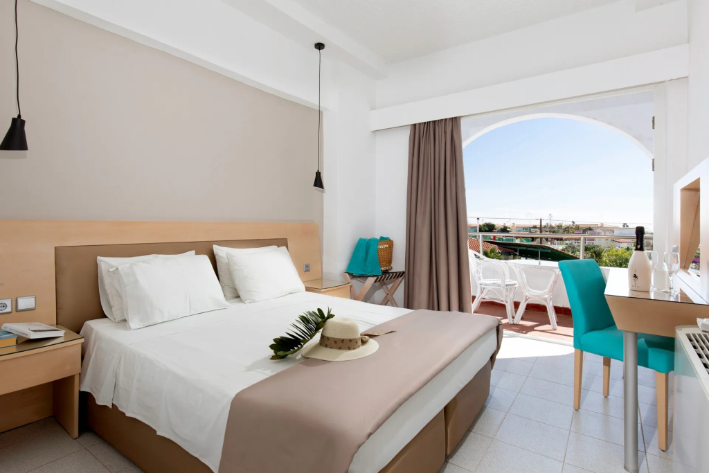 Comfort Double room (full double bed)
