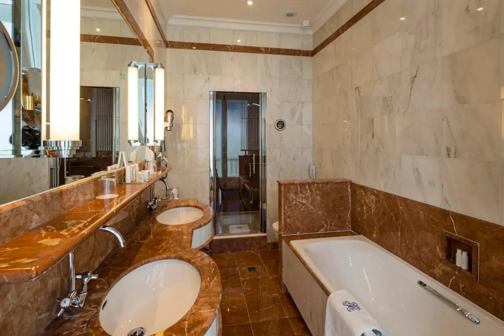 Hotel Regina Louvre 109