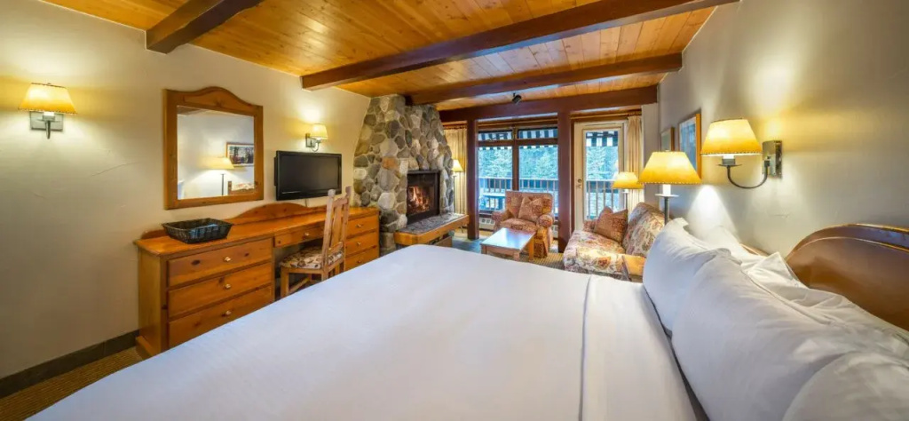 Premier Double room Preferred Side (full double bed)