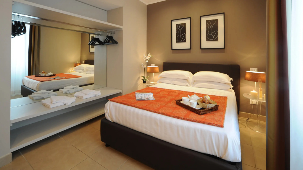 2 Bedrooms Quadruple Apartment
