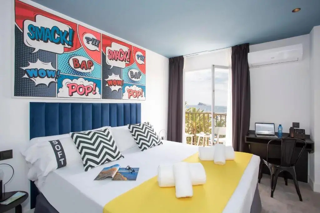 Casual Pop Art Benidorm - Général