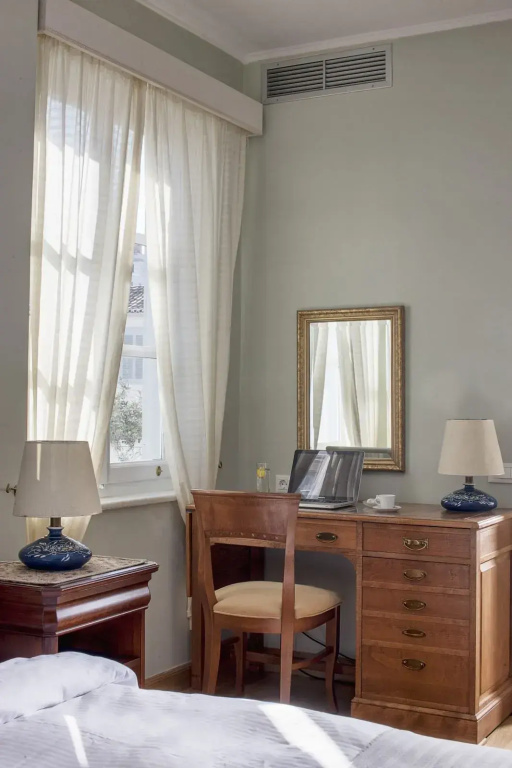 Double Leto Hydra Suite (full double bed)