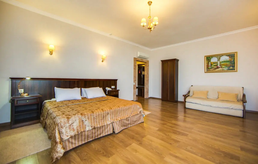 Anapa Lazurnaya Hotel Room Type - Double Junior Suite with city view full double bed