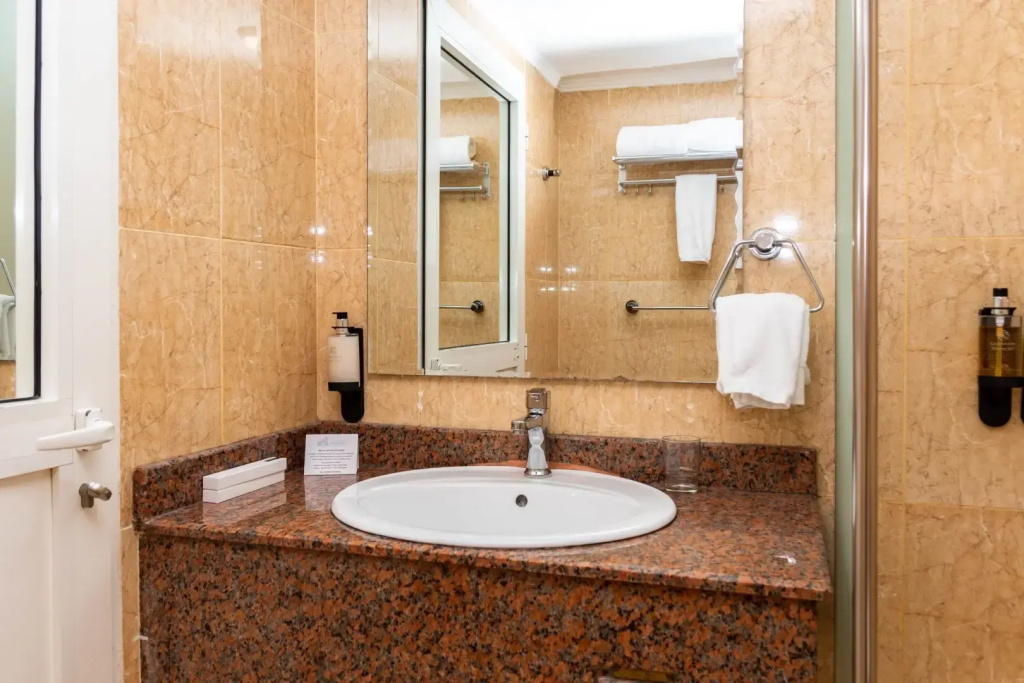 Sandy Beach Hotel and Resort - Chambres