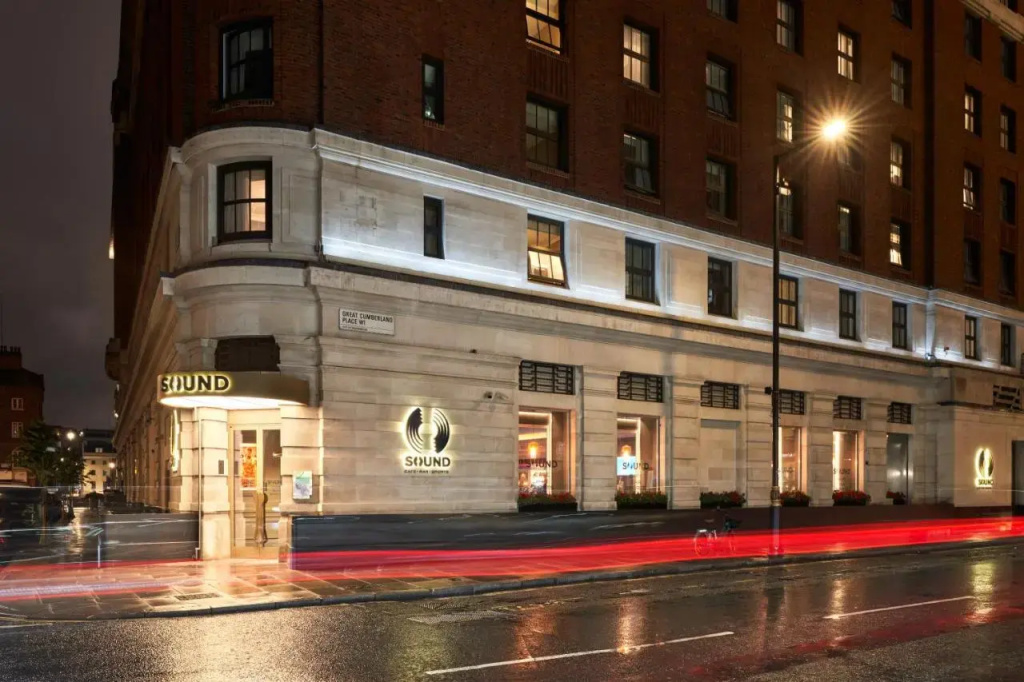The Cumberland, London — фото