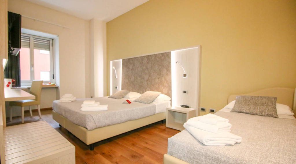 Hotel Diplomatic - Chambres