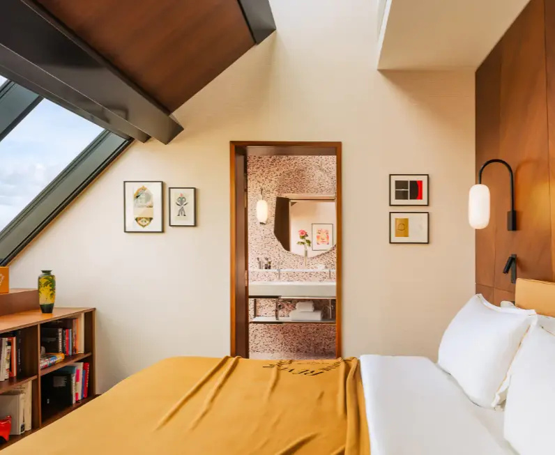 Toits de Paris Double Suite with Paris view (full double bed)