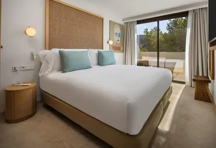 Cala San Miguel Hotel Ibiza, Curio Collection by Hilton - Chambres