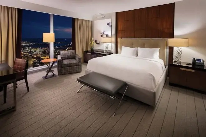 1 Bedroom Double Suite (full double bed)