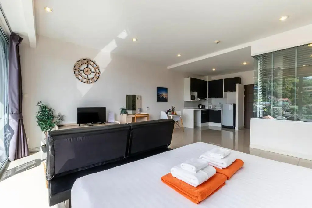 Chic Condo Karon by RESAVA - Chambres
