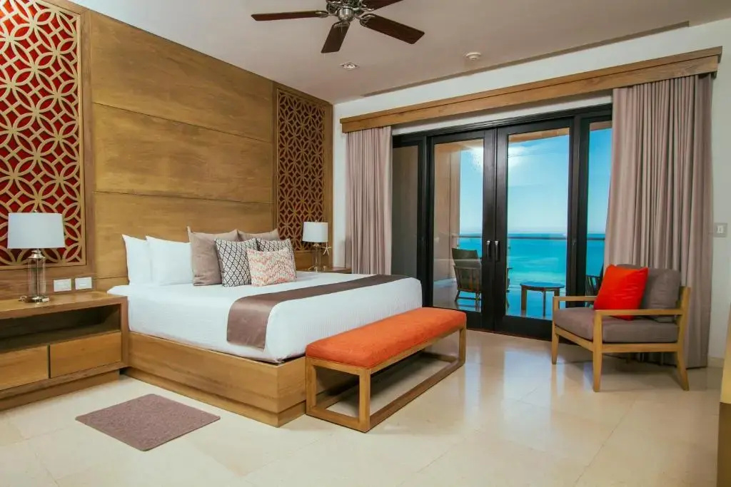 2 Bedrooms Quadruple Suite with ocean view