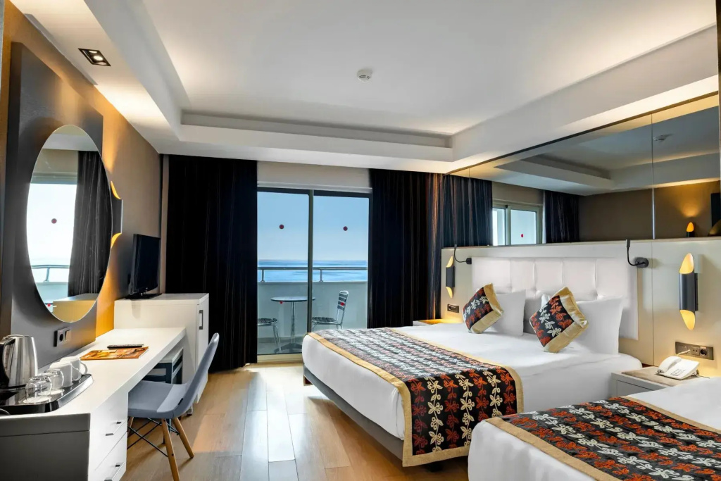 Standard Resort Double room (twin beds)
