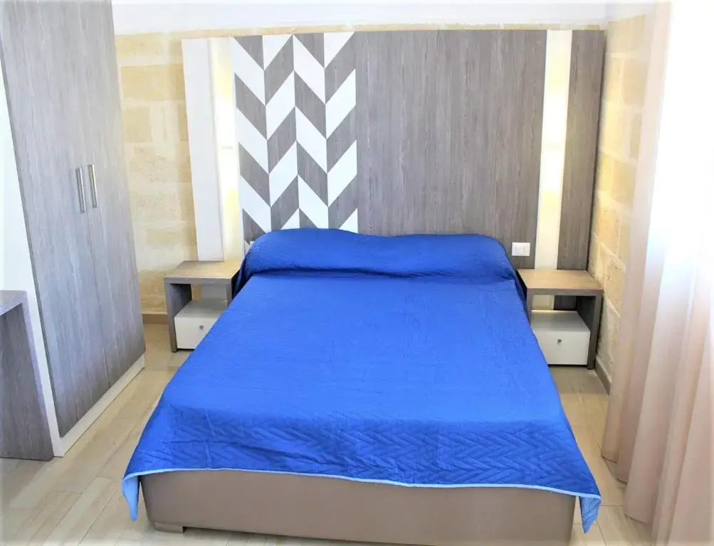 Ground Floor Double Apartment (full double bed)