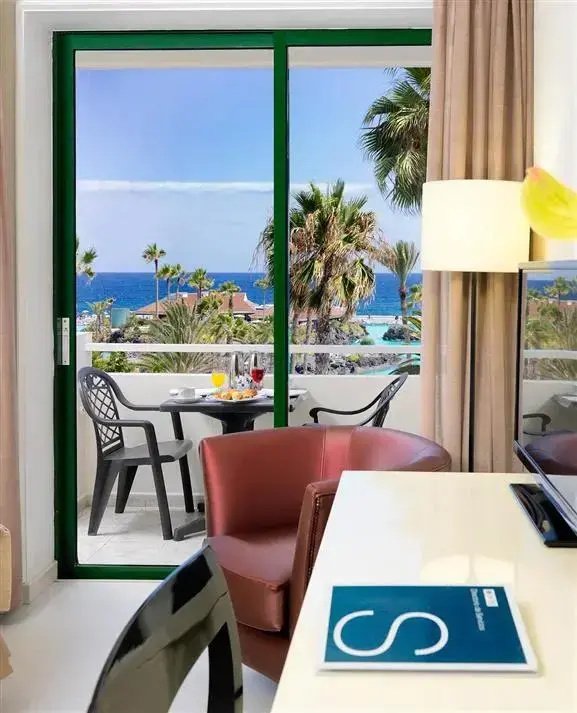 H10 Tenerife Playa Hotel - Chambres
