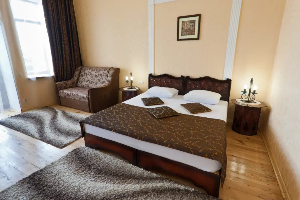 Deluxe Super Double room with balcony and with sea view (full double bed)