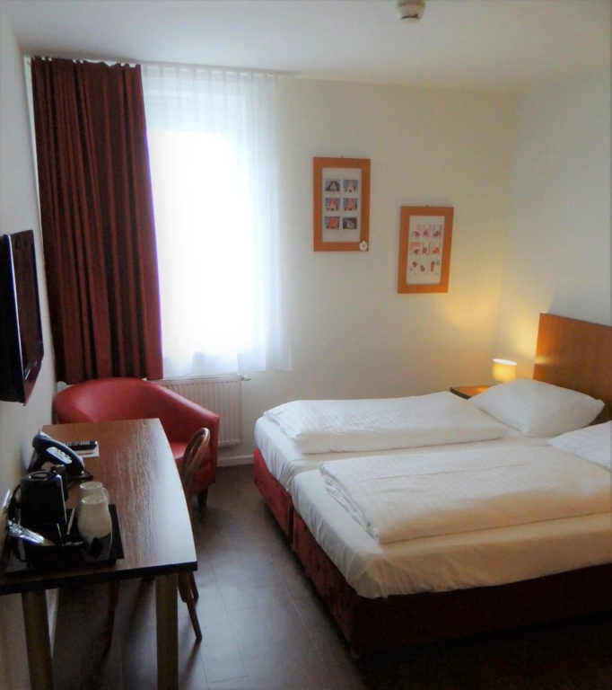 Amedia Express Sattledt a Trademark by Wyndham - Chambres
