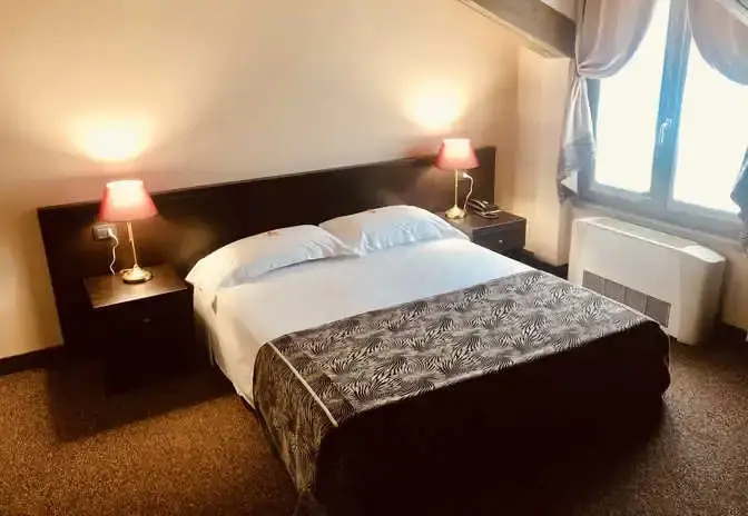 Standard Double room (full double bed)