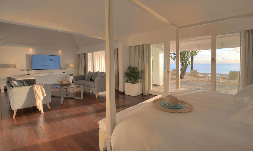 Beach Front Double Junior Suite