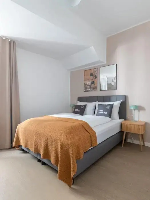 1 Bedroom Double Suite (full double bed)