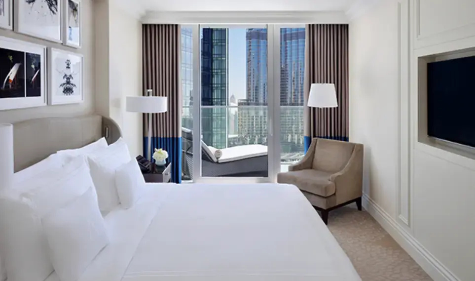 Premier Club Double Suite (full double bed)