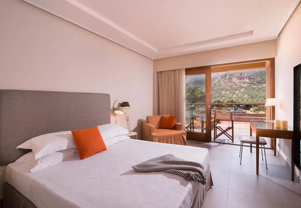 Kernos Beach Hotel - Chambres