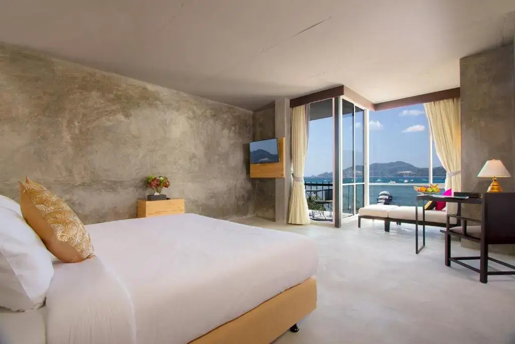 Patong Signature Boutique Hotel — фото