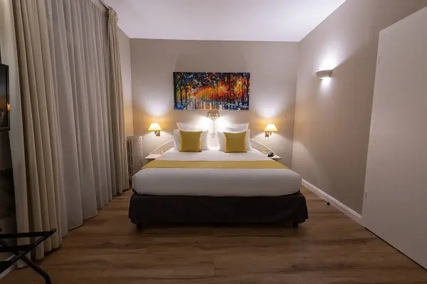Grand Hôtel Du Tonneau D'Or - Chambres