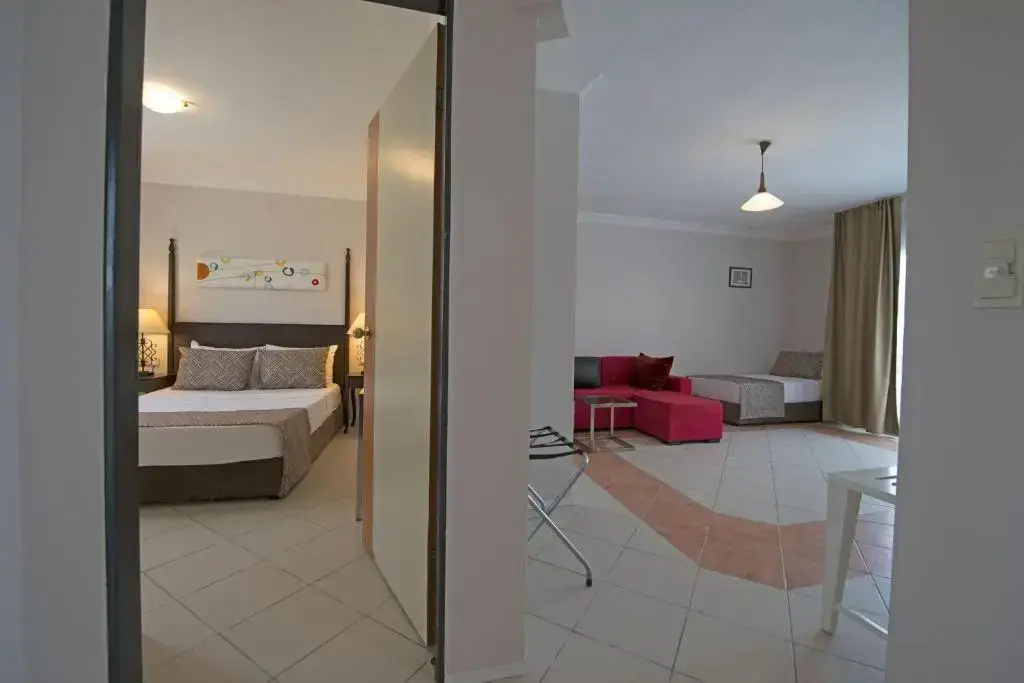 Quadruple Junior Suite