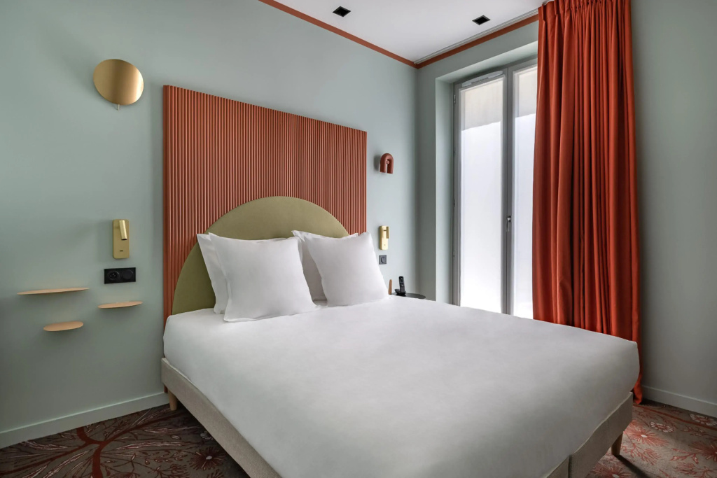 Double room with balcony (full double bed)