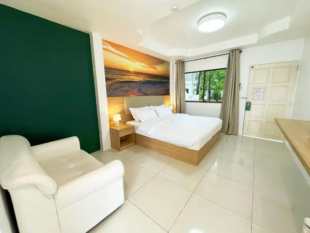 Standard Double room (full double bed)