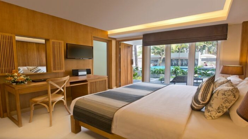 Double Villa Pool View (full double bed)