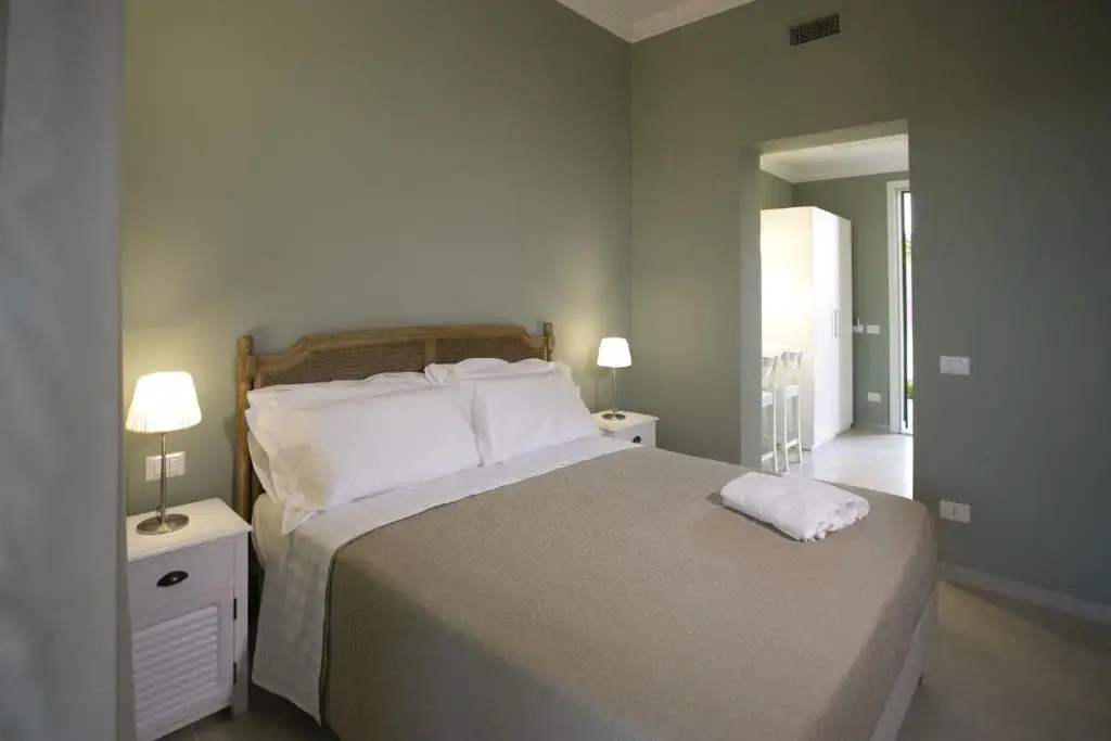 Standard Double Apartment with veranda (full double bed)
