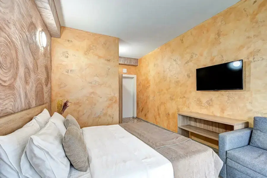Comfort Triple room with courtyard view