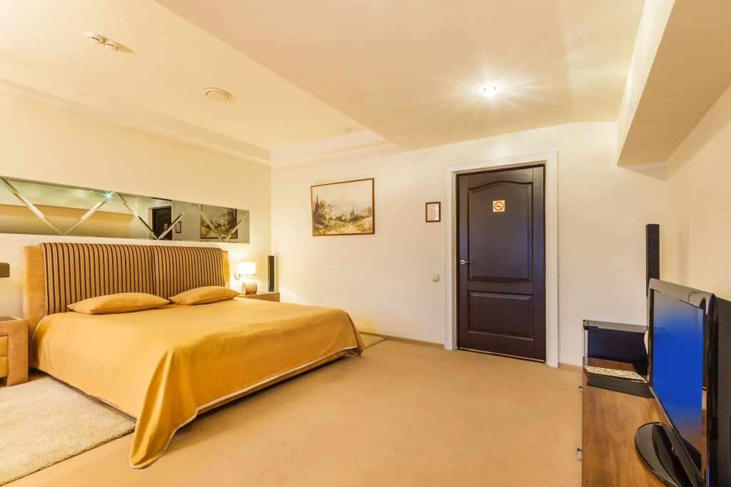 Двухместный люкс двуспальная кровать в Фонда