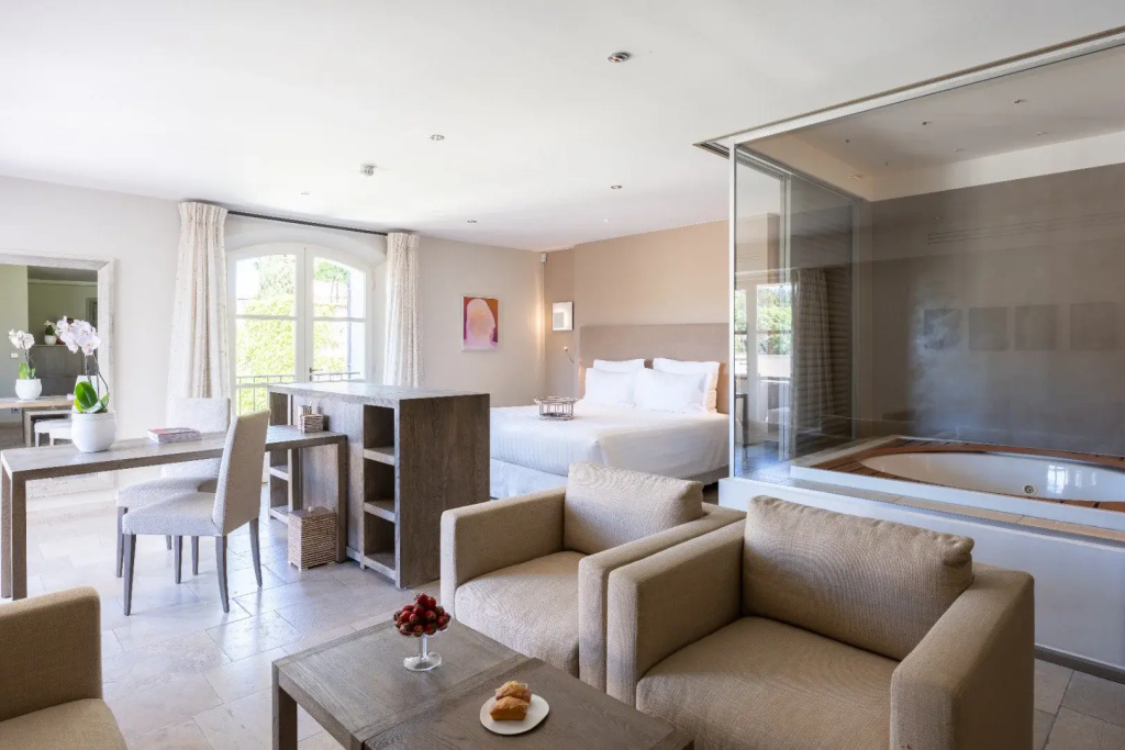 Spa Double Suite (full double bed)